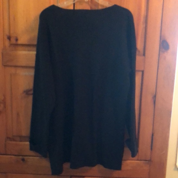 Black sweater by umgee USA - Picture 3 of 3